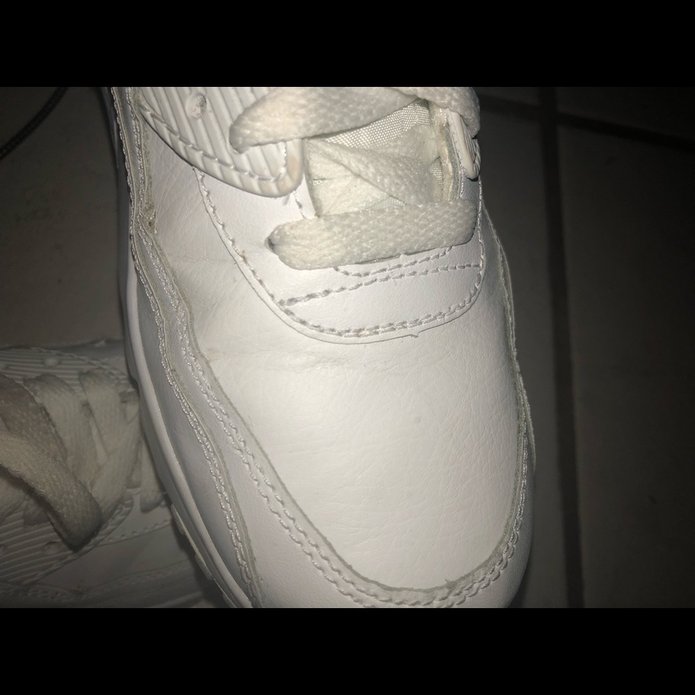 Shoes - Picture 2 of 3